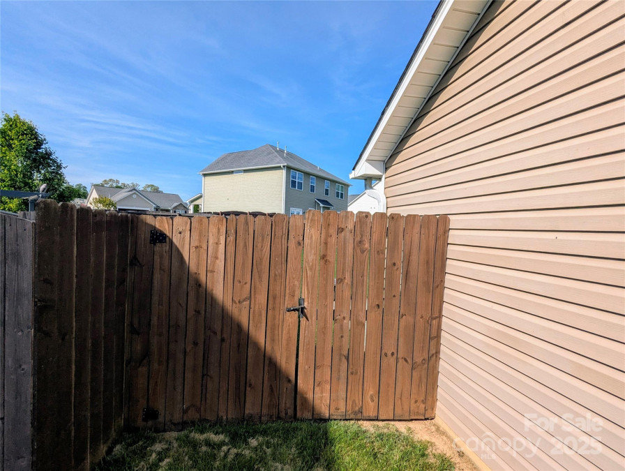 163 Swift Creek Rd Fletcher, NC 28732