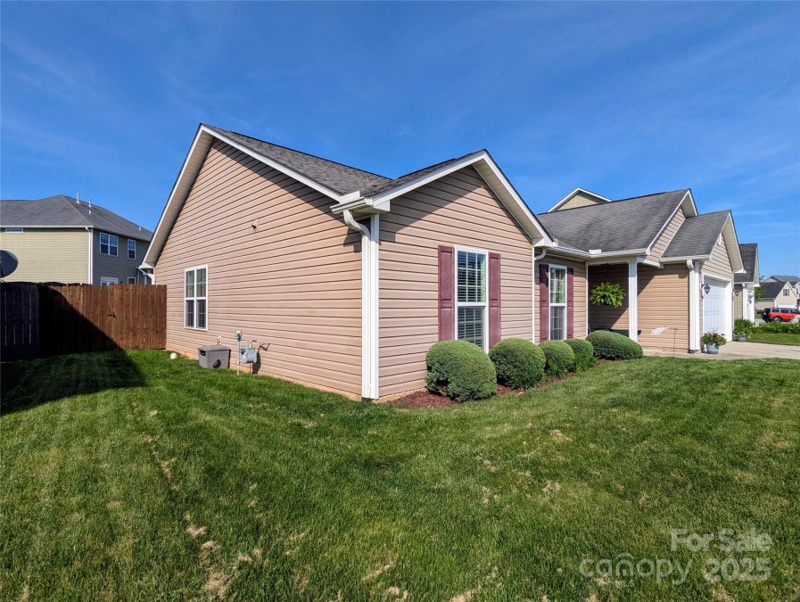 163 Swift Creek Rd Fletcher, NC 28732