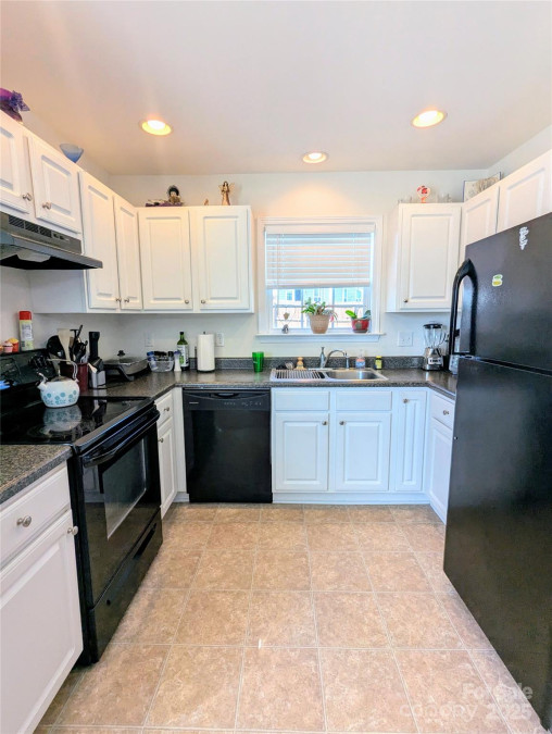 163 Swift Creek Rd Fletcher, NC 28732