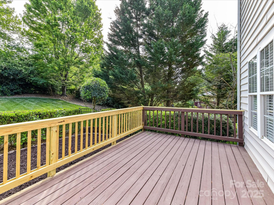 6005 Abergele Ln Matthews, NC 28104