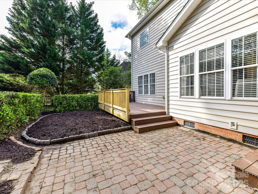 6005 Abergele Ln Matthews, NC 28104