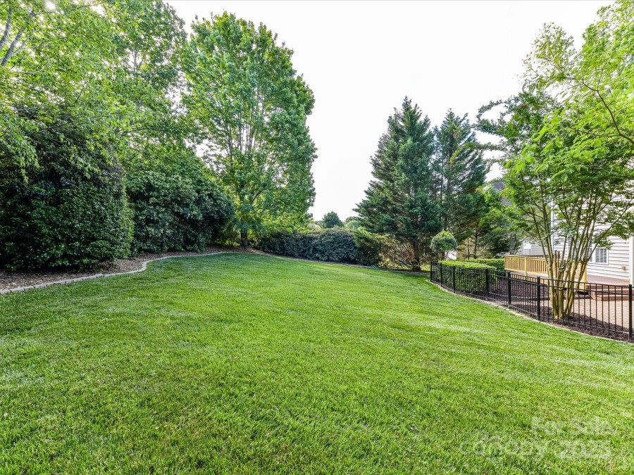 6005 Abergele Ln Matthews, NC 28104