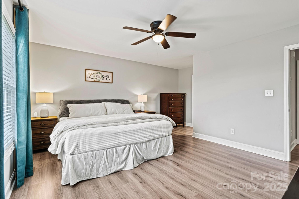 3615 Kimber Ln Sherrills Ford, NC 28673