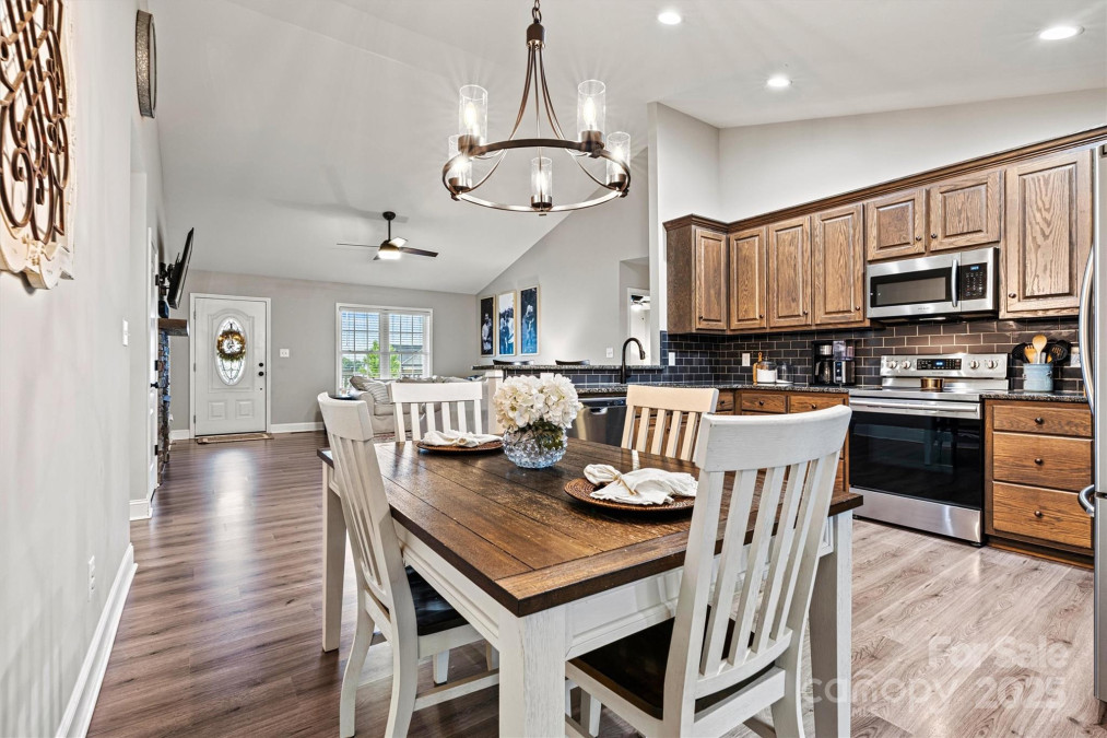 3615 Kimber Ln Sherrills Ford, NC 28673