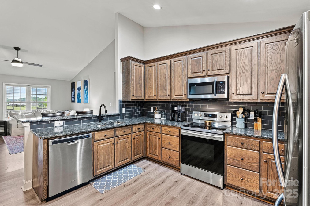 3615 Kimber Ln Sherrills Ford, NC 28673