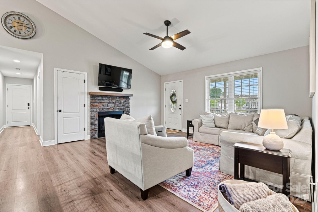 3615 Kimber Ln Sherrills Ford, NC 28673