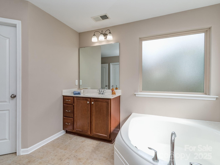 140 Halifax Dr Fort Mill, SC 29707