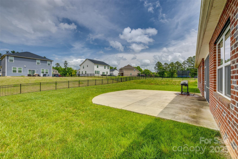 4926 Trayton Ave Gastonia, NC 28056