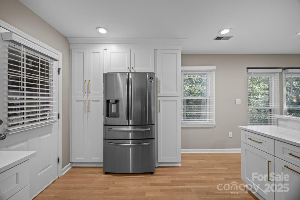 10009 Lattice Ct Charlotte, NC 28269