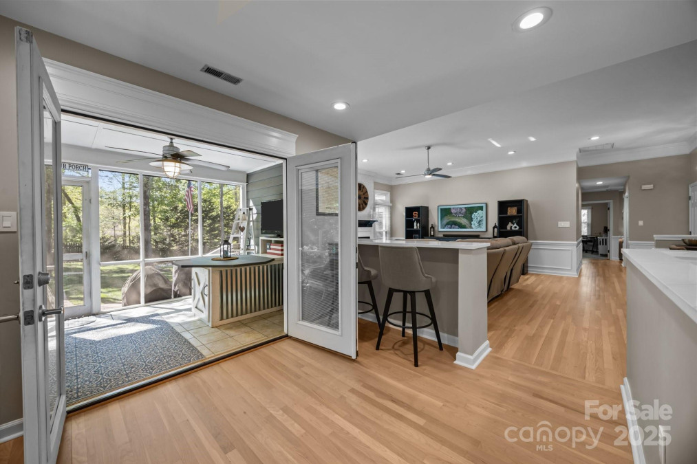 10009 Lattice Ct Charlotte, NC 28269