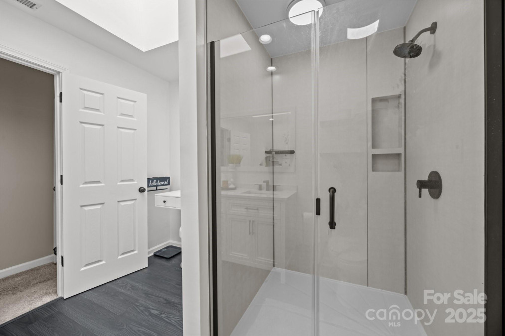 10009 Lattice Ct Charlotte, NC 28269