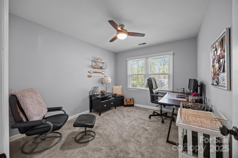 10009 Lattice Ct Charlotte, NC 28269
