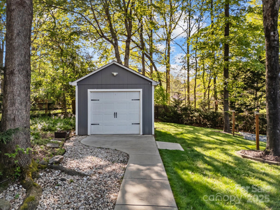 10009 Lattice Ct Charlotte, NC 28269
