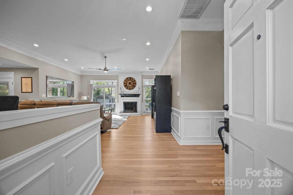 10009 Lattice Ct Charlotte, NC 28269