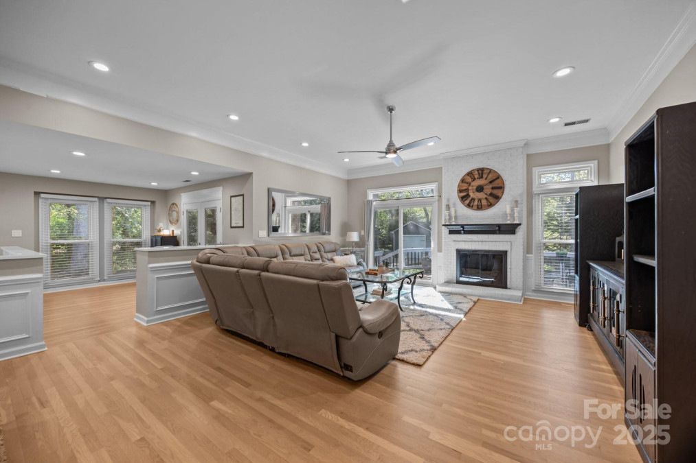 10009 Lattice Ct Charlotte, NC 28269