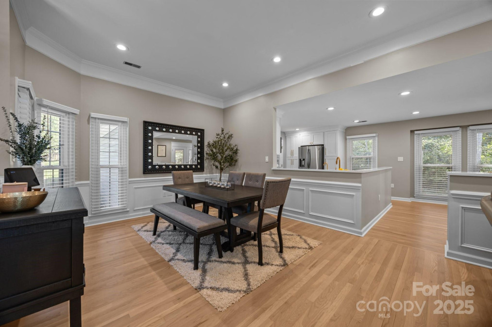 10009 Lattice Ct Charlotte, NC 28269