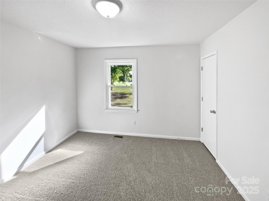 269 Bud Black Rd Crouse, NC 28033