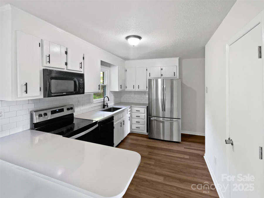 269 Bud Black Rd Crouse, NC 28033