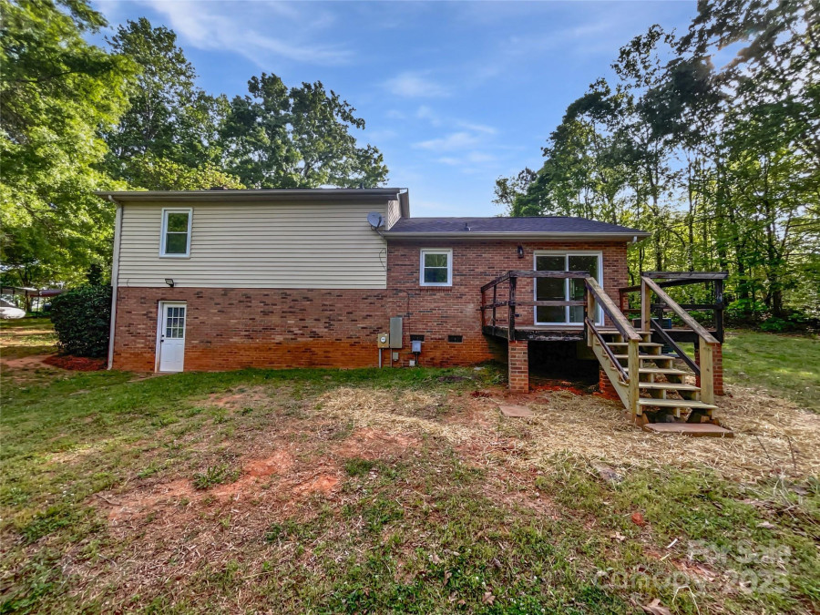 269 Bud Black Rd Crouse, NC 28033