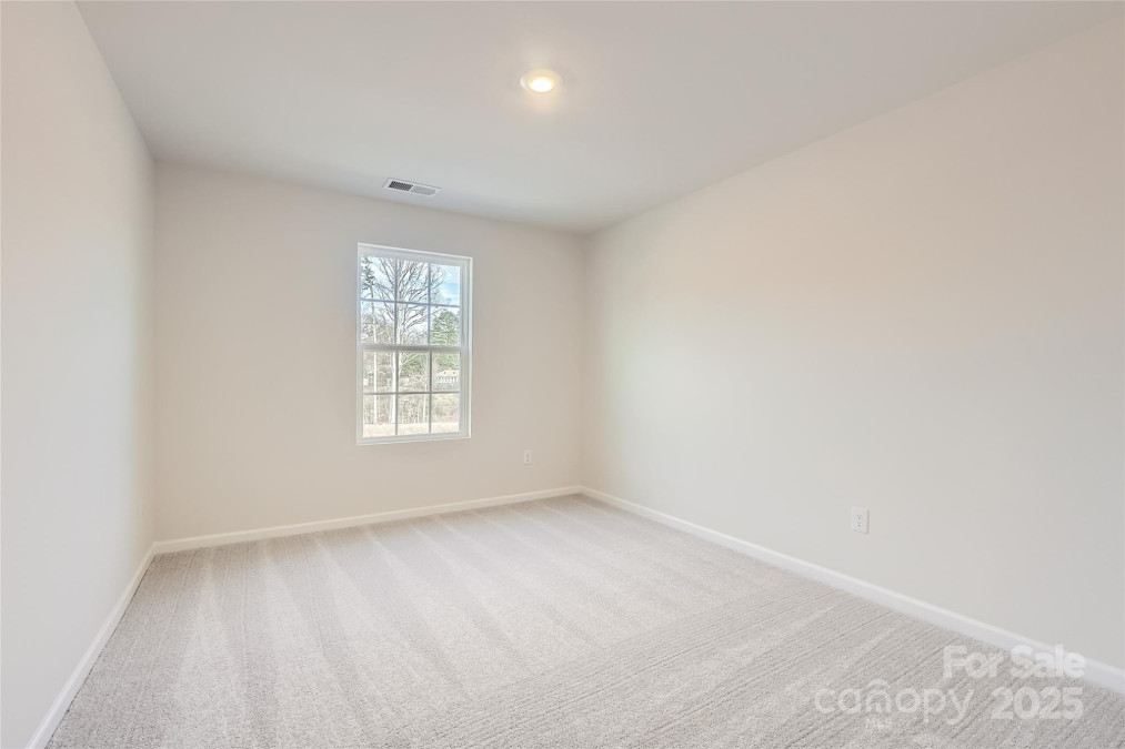 1530 Cottage Creek Dr Bessemer City, NC 28016