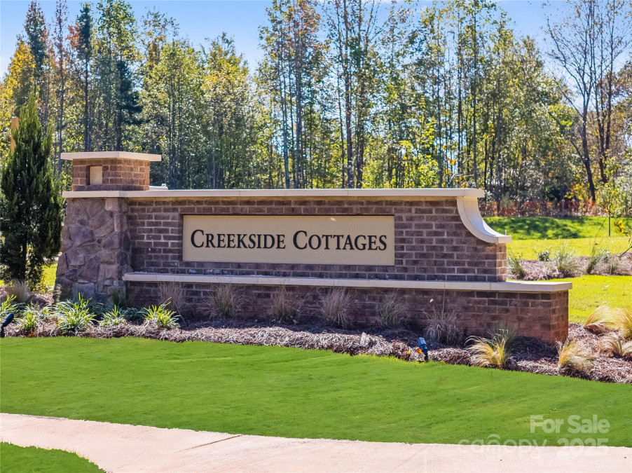 1530 Cottage Creek Dr Bessemer City, NC 28016