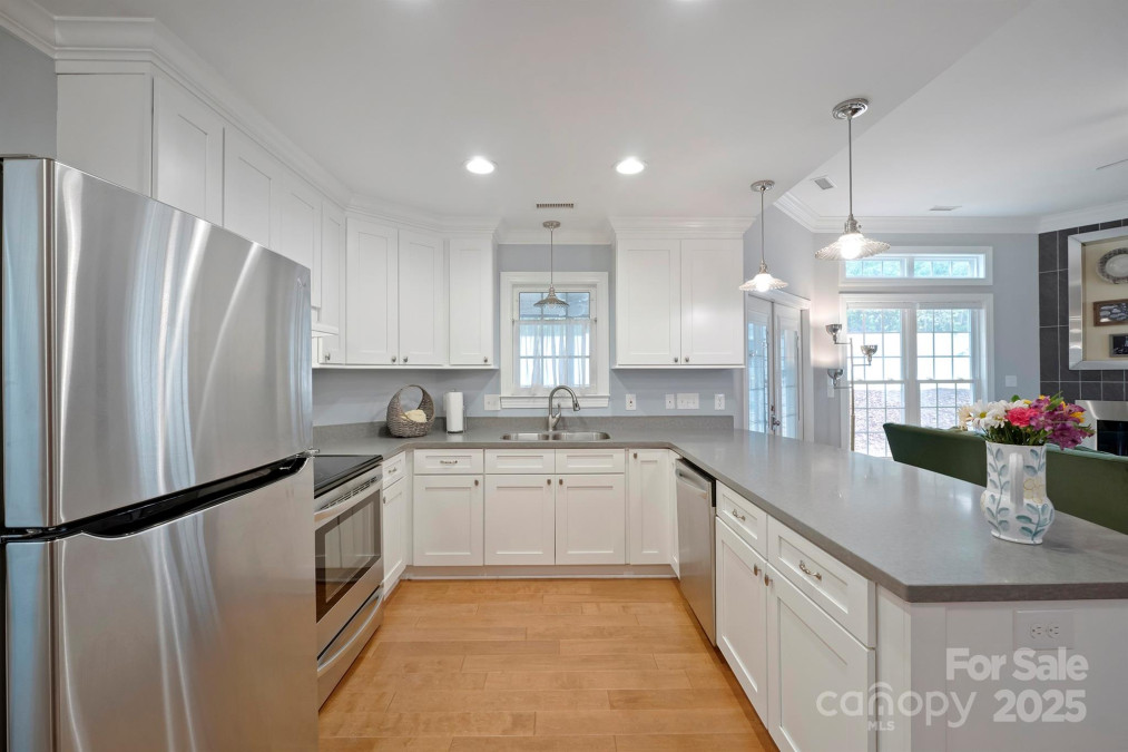 2646 Olivers Cross Rd Newton, NC 28658