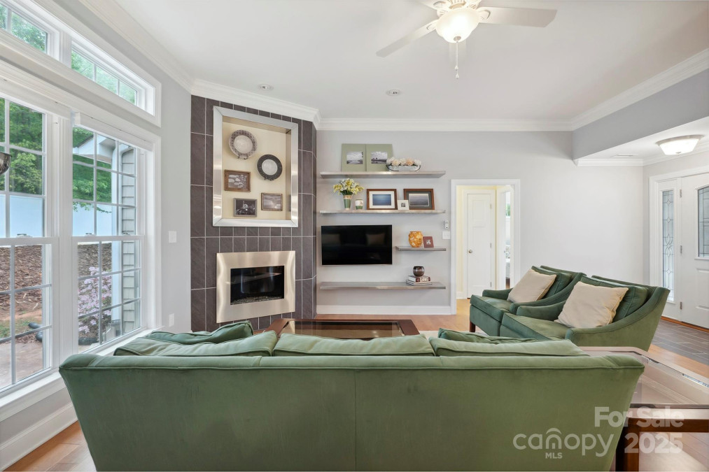 2646 Olivers Cross Rd Newton, NC 28658