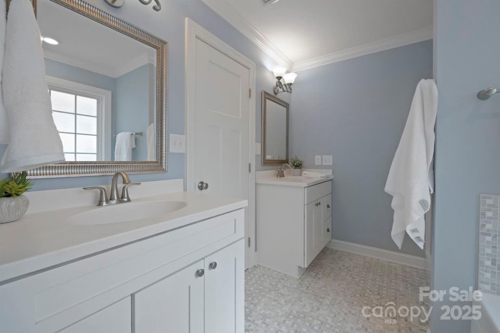 2646 Olivers Cross Rd Newton, NC 28658