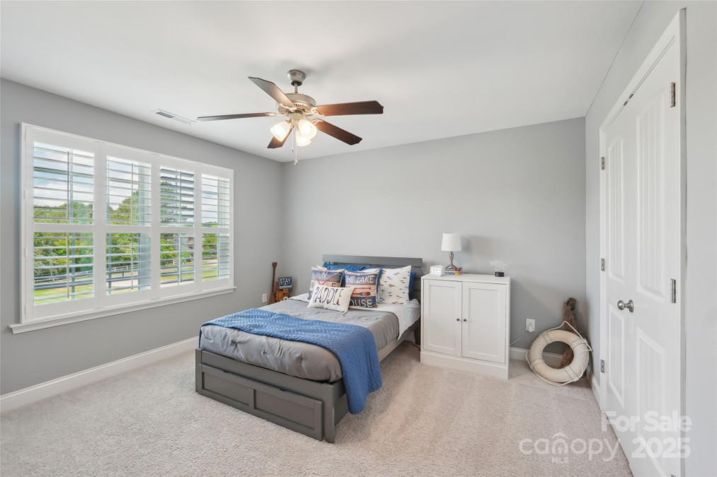 959 Robinson Rd Gastonia, NC 28056