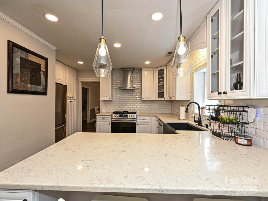 8200 Lansford Rd Charlotte, NC 28277