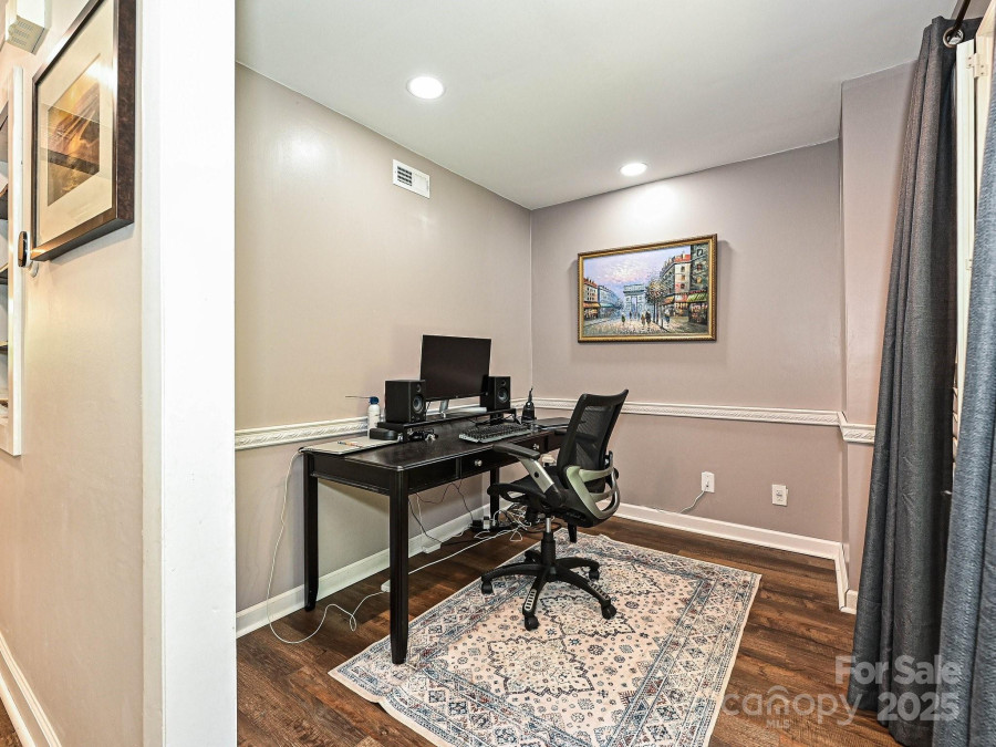 8200 Lansford Rd Charlotte, NC 28277