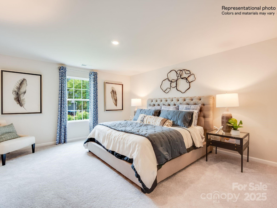 12103 Devon Square Ct Charlotte, NC 28262