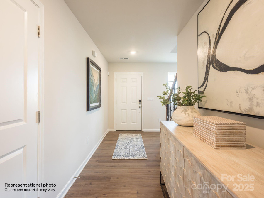 12103 Devon Square Ct Charlotte, NC 28262