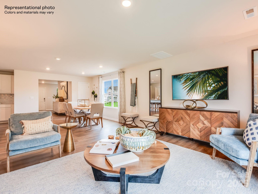 12103 Devon Square Ct Charlotte, NC 28262