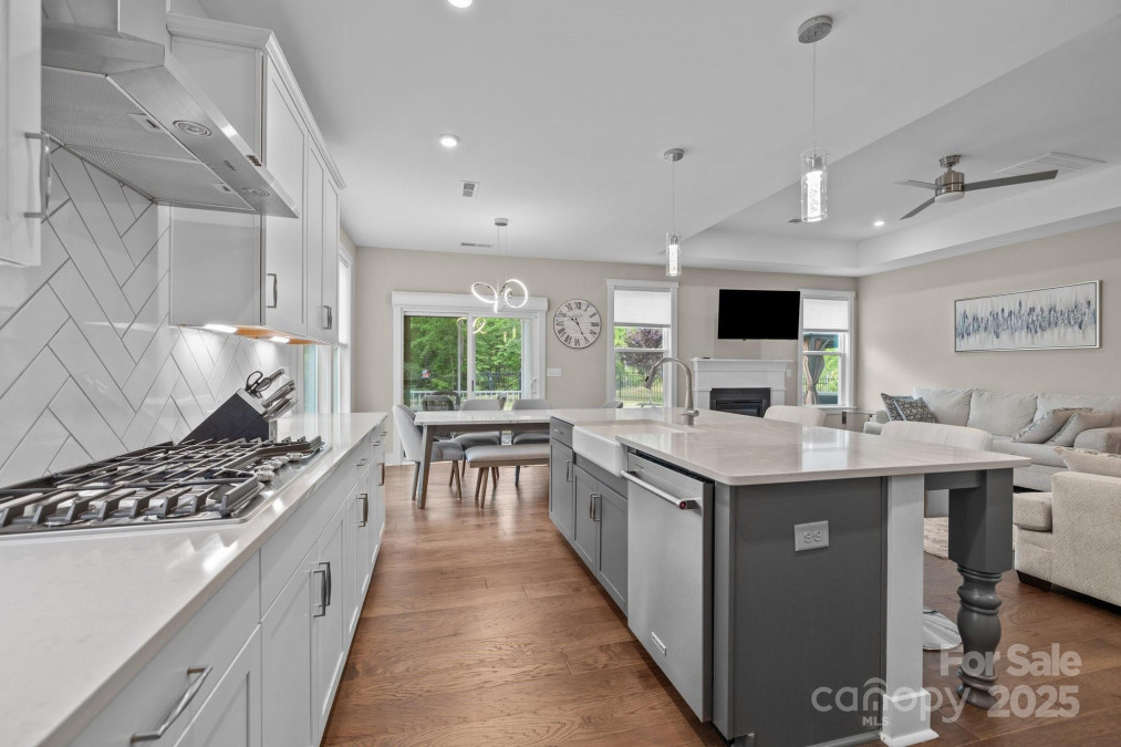 1548 Striped Bass Ln Clover, SC 29710