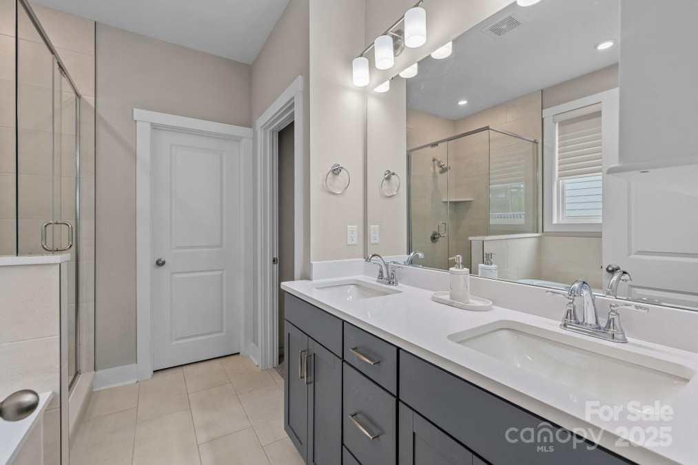1548 Striped Bass Ln Clover, SC 29710