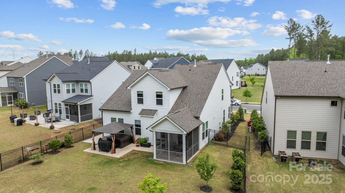 1548 Striped Bass Ln Clover, SC 29710