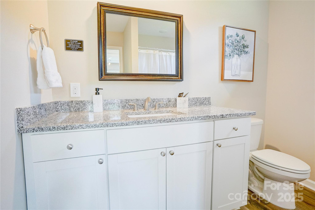 809 Fisher St Kannapolis, NC 28027