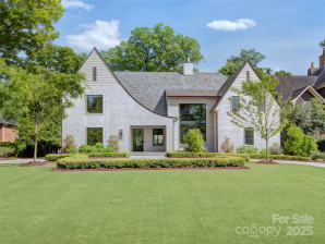 1919 Shoreham Dr Charlotte, NC 28211