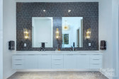 1919 Shoreham Dr Charlotte, NC 28211