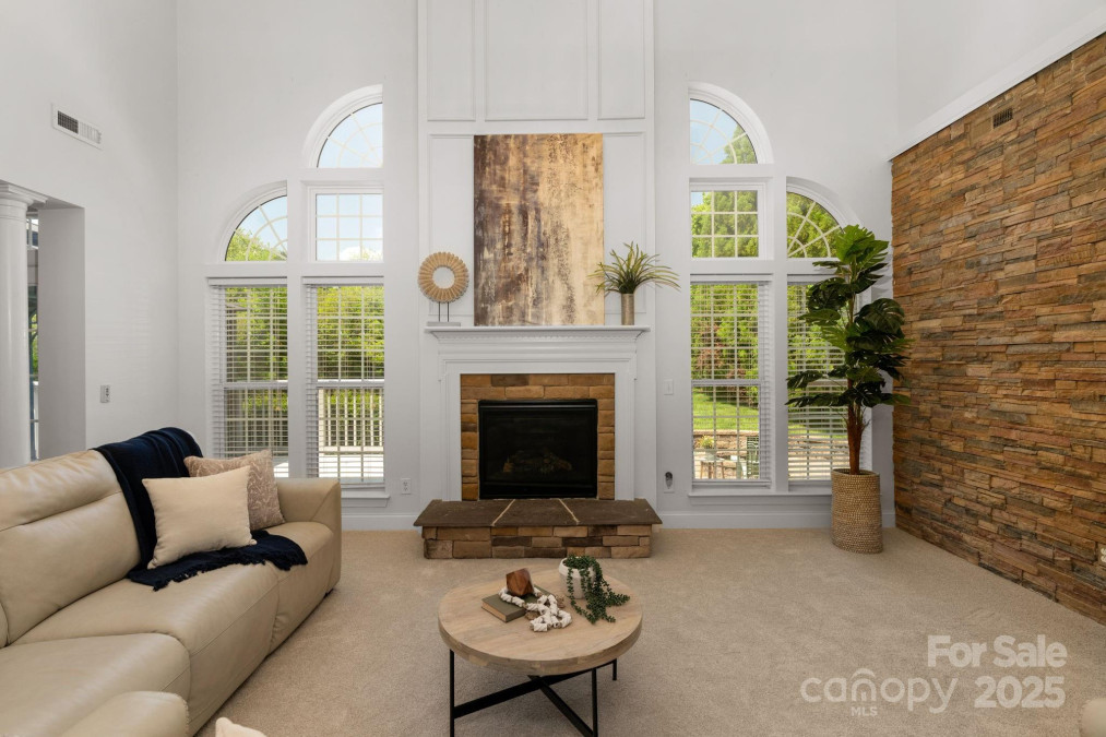 1116 Crooked River Dr Waxhaw, NC 28173