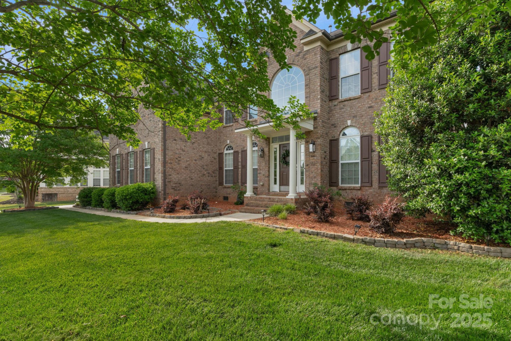 1116 Crooked River Dr Waxhaw, NC 28173