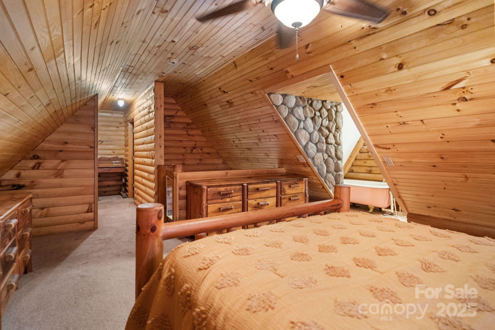 1154 Woodrow Pl Lenoir, NC 28645