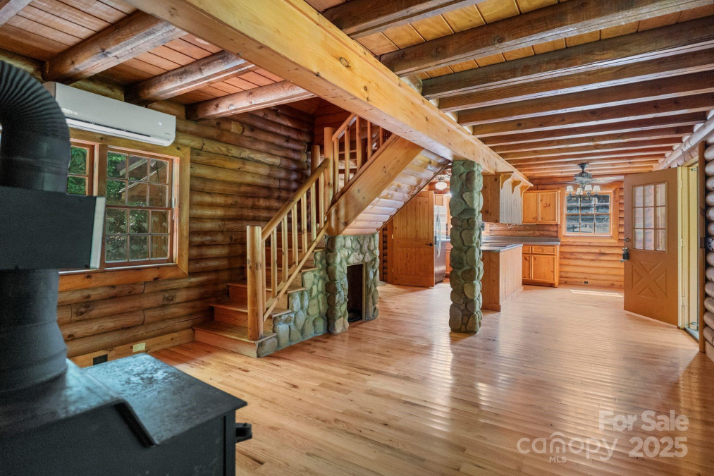 1154 Woodrow Pl Lenoir, NC 28645