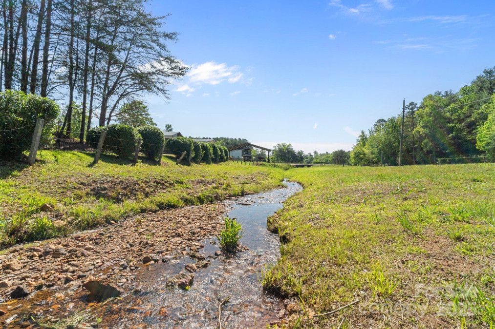 1154 Woodrow Pl Lenoir, NC 28645