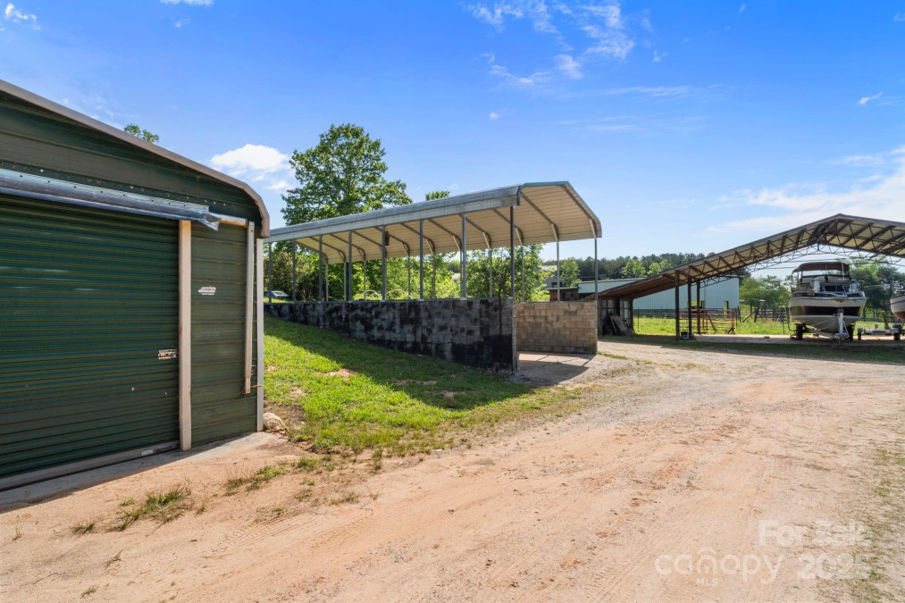 1154 Woodrow Pl Lenoir, NC 28645