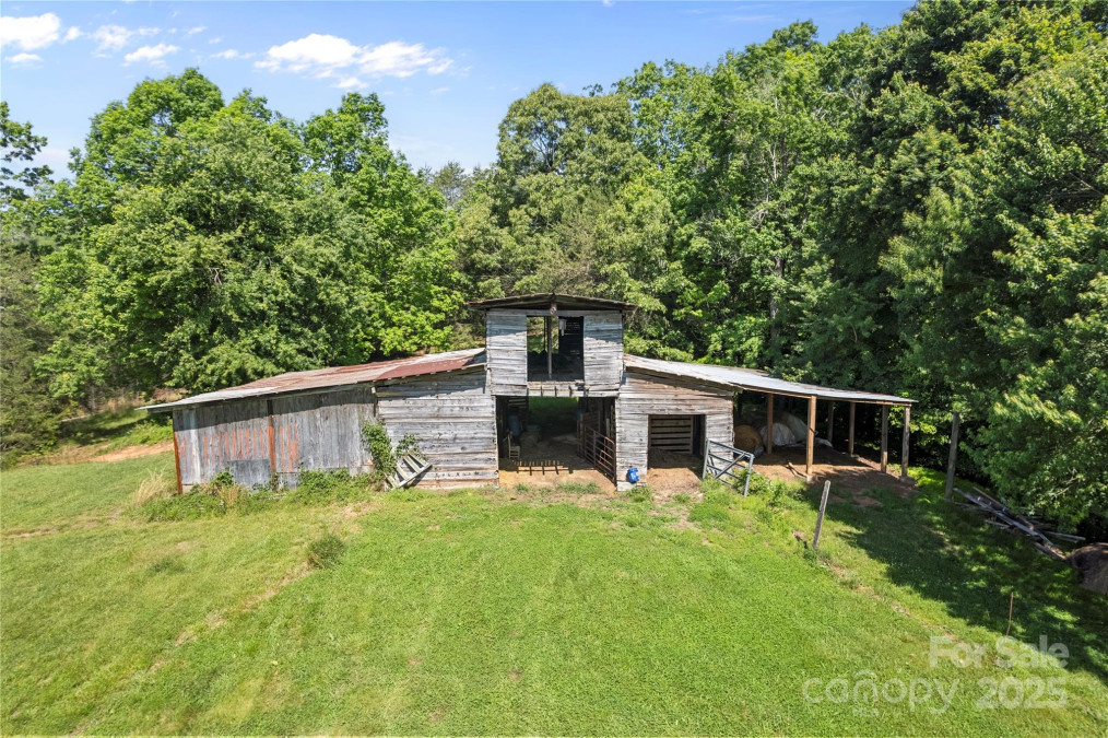 1154 Woodrow Pl Lenoir, NC 28645