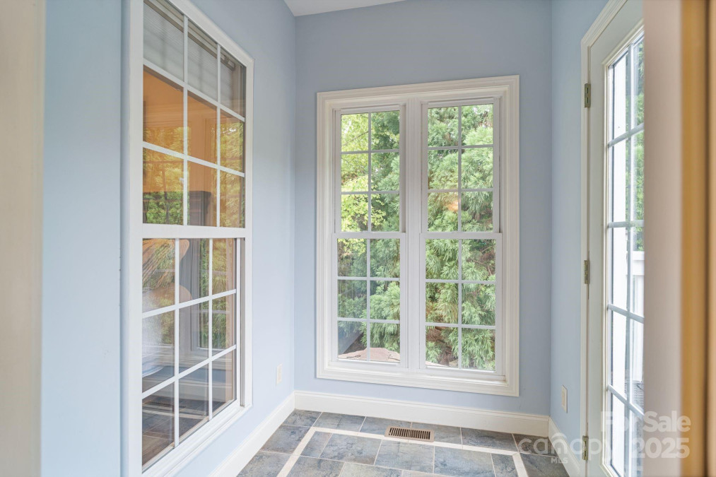 7471 Barfield Ln Denver, NC 28037