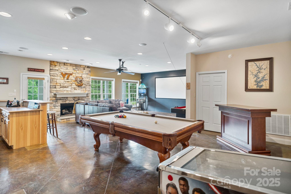 7471 Barfield Ln Denver, NC 28037