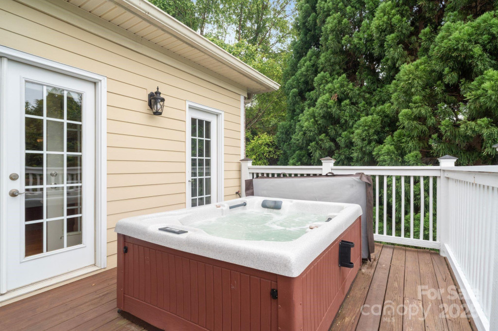 7471 Barfield Ln Denver, NC 28037
